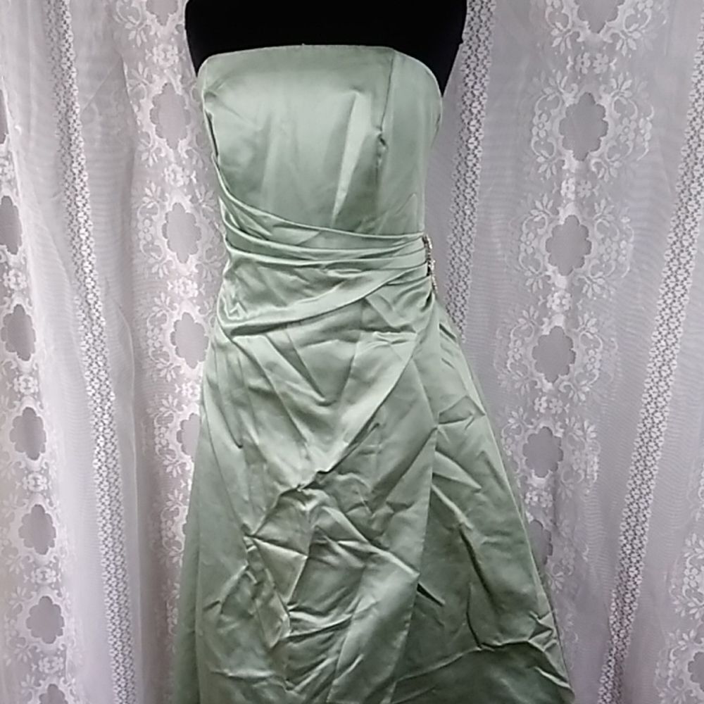 SAGE GREEN DAVID'S BRAND DRESS SIZE 2 - Picture 2 of 16